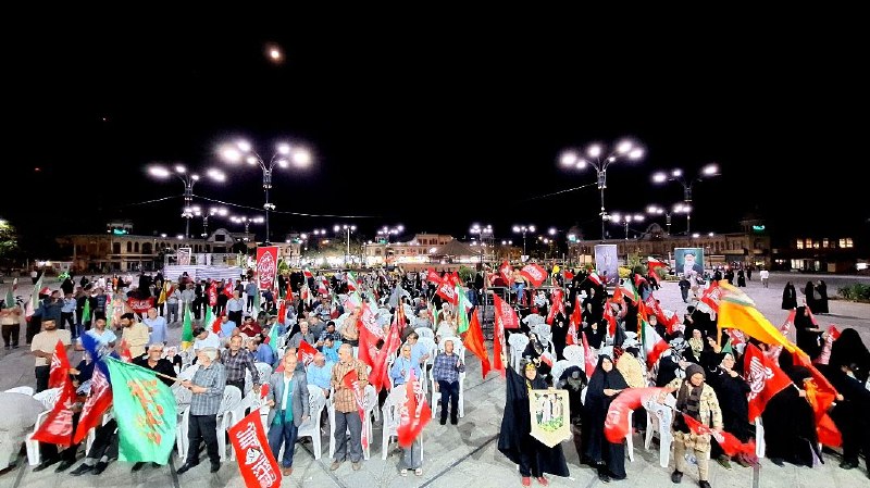 اخبار همدان: 📸 ۱۷۷ شب؛ تداوم یک عهد در قلب همدان🔹 ۱۷۷ شب از آغاز این قرار مردمی گذشته است؛ اما چراغ حضور همچنان روشن است و میدان امام