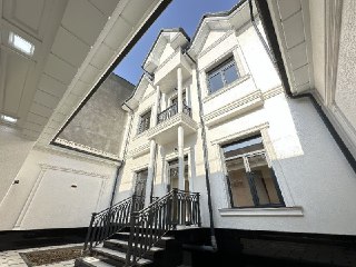 Сугдиена махалля Сергели продается коттедж по срочной цене
