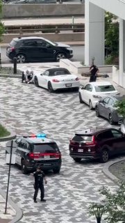 🇺🇸 What is wrong with people today? Top Texas healthcare executive and her husband have charges dropped for leaving their 6-month-old alone on the beach.Brian and Sara Wilkes were on vacation in #Florida when they left their 6-month-old baby in a tent on the beach while the baby napped. A samaritan noticed the baby and contacted the police, and as they waited for paramedics, the Wilkes returned from a walk with their other children, admitting to leaving the infant. Major Dustin Cosson said the Wilkes left their baby, "way longer than what would be reasonable."——The couple has 12 months to each pay $1,000 in fines, work 25 hours of community service in Florida, attend a parenting class, and are barred from Walton County, Florida.Follow us -> LiveLeak