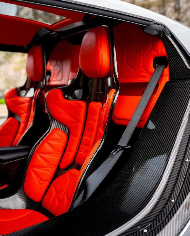 Koenigsegg CC850 4