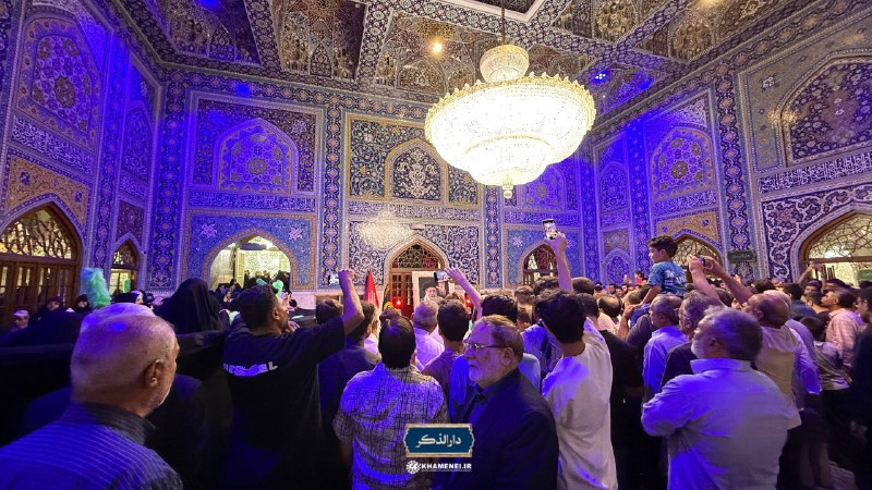 اخبارفوری و مهم: 🔴هماکنون؛ حضور سرلشکر مصطفی ایزدی، جانشین فرمانده کل سپاه پاسداران در رواق دارالذکر حرم مطهر رضوی برای زیارت مزار رهبر
