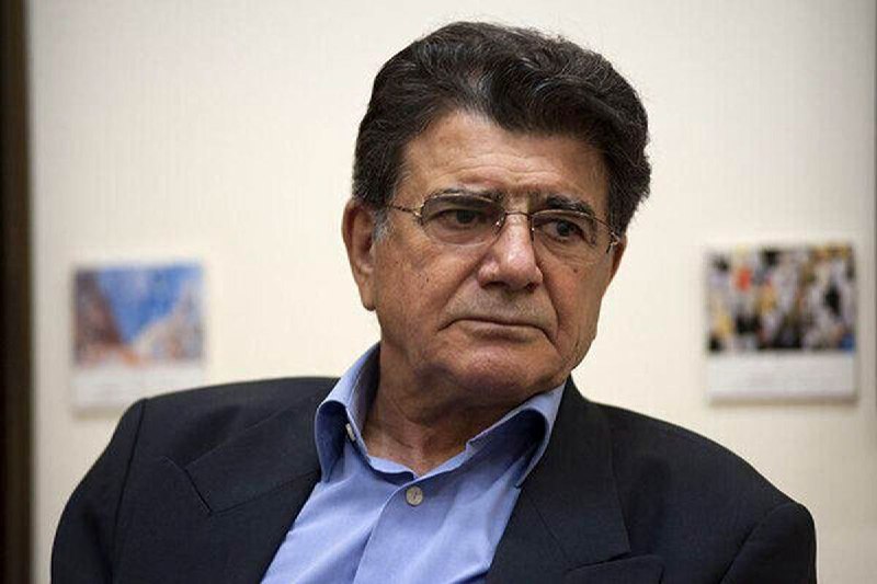 روشنا: از روی تو من همیشه گلشن بودموز دیدن تو دو دیده روشن بودممن میگفتم چشم بد از روی تو دورجانا مگر آن چشم بدت من بودم؟!💫✨شَب