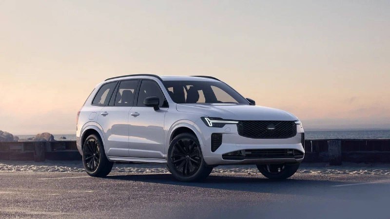 Volvo XC90 получил черную спецверсию 3