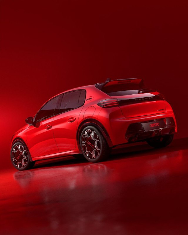 Новый Peugeot e-208 GTI 2