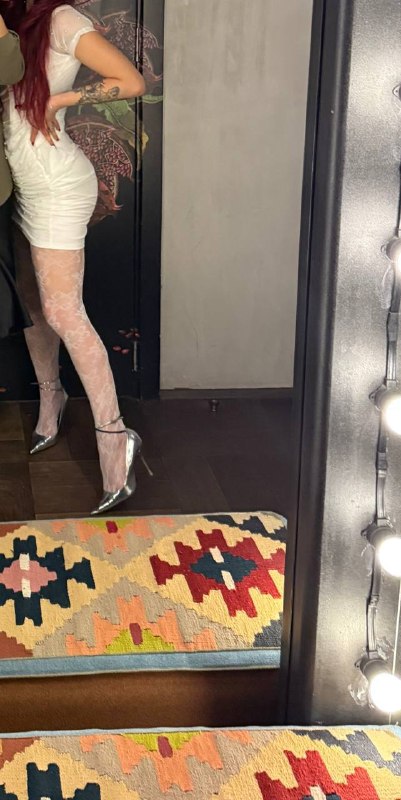 Продам платье покупала на роспись и надевала 1 раз! Состояние отличное, мои параметры рост 160 талия — фото 1