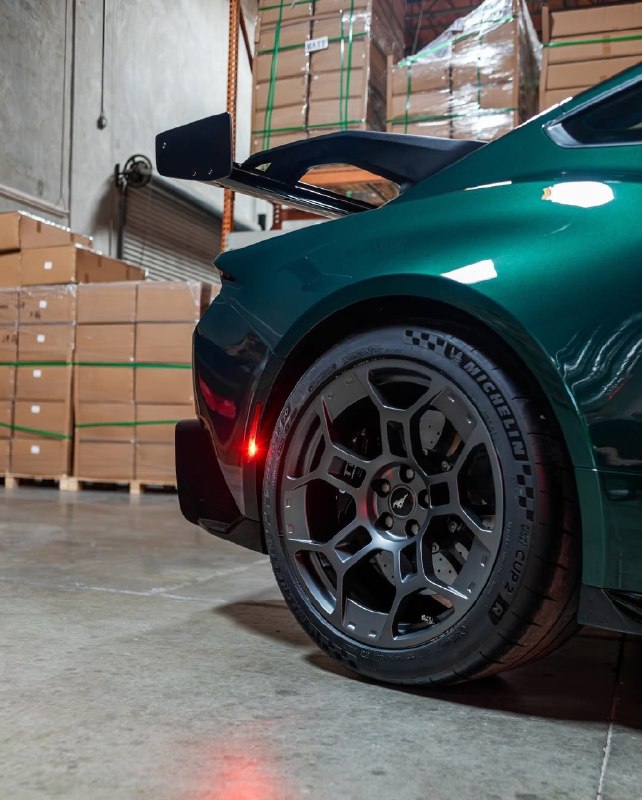 Ford Mustang GTD 10
