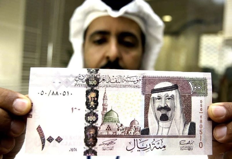 ما خِعلے باحالـیم!🔞: 🔻تورم عربستان ۱.۸ درصد ماند؛ تورم مواد غذایی در ایران ۱۲۷ درصد!نرخ تورم سالانه عربستان سعودی در مردادماه، برای چهارمین م