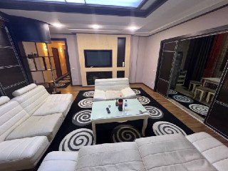Ц1, 4-комнатная квартира и парковка в самом центре Ташкента