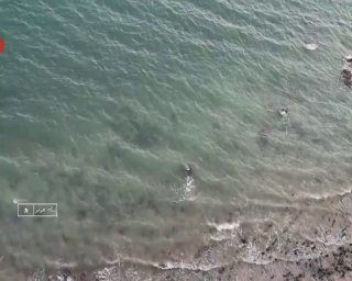 🎦 Meeting of the commander of the Revolutionary Guards Navy with the families of the victims on the island of Hormuz.