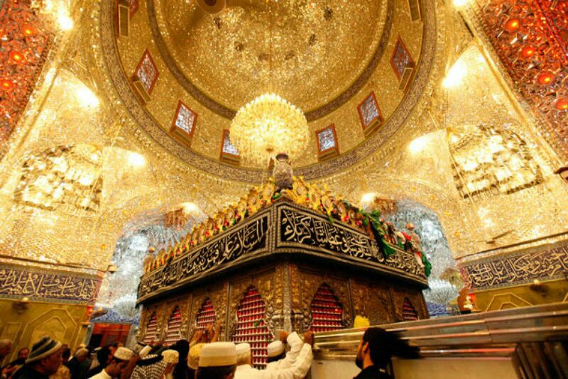 ❤️قُنِأَةَ َآلْﯙلْأَيُهُ فيُ حَبَ أَلْأَمَأَمَ عُلْيُ ❤️: 🍃✨اَلسَّلامُ عَلَيْكَ يا اَبا عَبْدِاللهِ وَعَلَى الاَْرْواحِ الَّتي حَلَّتْ بِفِنائِكَ عَلَيْكَ مِنّي سَلامُ اللهِ اَبَ