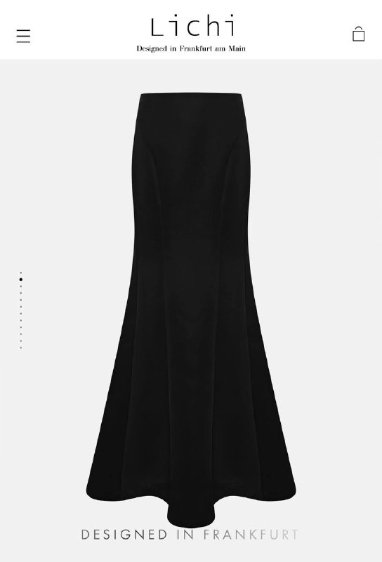 Для др Вики я долго думала и искала интересный вариант. Но в один день, как это выглядело: у меня выделено время на офлайн шопинг. Я шла по верхнему этажу тц «Галерея» и увидела этажом ниже платье на витрине. Зашла примерить — и поняла, что именно оно играет как надо.Ценность тут конечно не в бренде, а в ткани и посадке, когда надо выглядеть на отлично. Юбка макси и корсет — LichiШкура — АVITOОбувь — Castle RockПерчатки — дизайнер Анастасия СоломияШпильки в волосах — мой заражающийся бренд “Hairpin MT”Браслеты — POISON DROP (выбор пал на самые большие, чтобы они хорошо сели на перчатки)  В ушах — NOT CONCEPT и церковное серебро Крест на шее — церковный подарок от дедушки💘Для др Вики я долго думала и искала интересный вариант. Но в один день, как это выглядело: у меня выделено время на офлайн шопинг. Я шла по верхнему этажу тц «Галерея» и увидела этажом ниже платье на витрине. Зашла примерить — и поняла, что именно оно играет как надо.Ценность тут конечно не в бренде, а в ткани и посадке, когда надо выглядеть на отлично. Юбка макси и корсет — LichiШкура — АVITOОбувь — Castle RockПерчатки — дизайнер Анастасия СоломияШпильки в волосах — мой заражающийся бренд “Hairpin MT”Браслеты — POISON DROP (выбор пал на самые большие, чтобы они хорошо сели на перчатки)  В ушах — NOT CONCEPT и церковное серебро Крест на шее — церковный подарок от дедушки💘