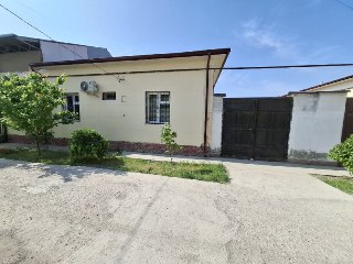 YU sotiladi 2sotix 3hona