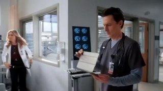 Йоу, миллениалы, Клиника вернулась! Первая серия нового сезона уже ждёт ваших ностальгических слёз.На базе — любимки Джей Ди, Эллиот, Тёрк, Карла, доктор Кокс, Тодд и чокнутый Хуч. Присутствие Келсо и Уборщика — пока интрига. Обещают: вайбы первых сезонов,