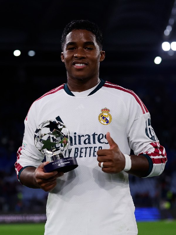 REAL MADRID PAGE: 🗣اندریک:➕«روی نیمکت نشسته بودم و داشتم با خدا راز و نیاز می‌کردم که ناگهان به من گفتند قرار است وارد زمین شوم. اصلاً فکر