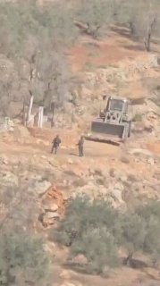 כוחות הביטחון הישראליים ביצעו בסוף השבוע פעולות סיכול נרחבות בטרור בכ-400 מקומות ב-40 אזורים בגדה המערבית…