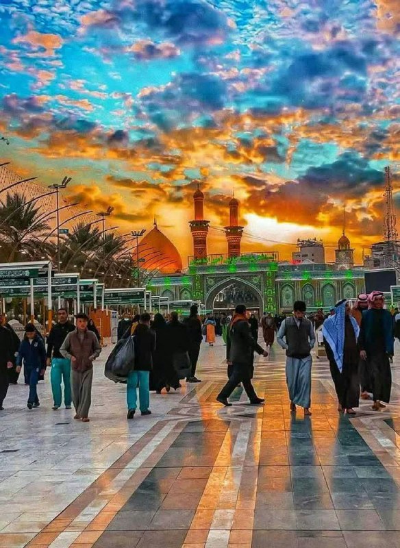 امام رضایی ها: اَلسَّلامُعَلَیْڪَیااَباعَبْدِاللَّهِﷺ🖤🍂🥀🍁🥀🍂منم کوچه نشین عشق حسیندیونه ی بین الحرمین . . #صبحتوݩڪربلایی #دعا_برای_فر