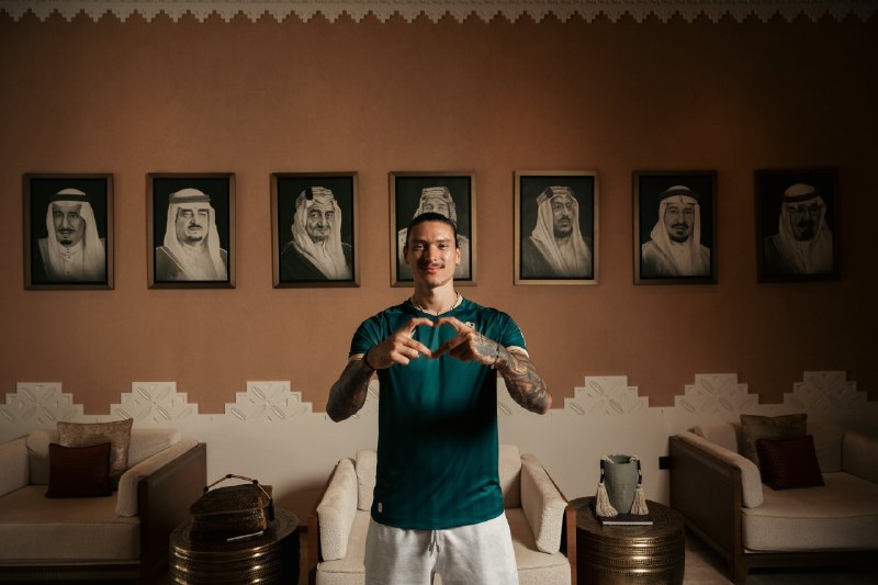 EXTERA GOAL: 🎥 🟢 ⬅️🇸🇦 انزو میلو هافبک تهاجمی ۲۳ ساله فرانسوی #الاهلی با قراردادی قرضی بدون بند خرید دائمی به تیم #الدرعیة پیوست! ◀️ ا