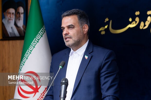 کاظمی: خسارت بیماران پروانهای از محل اموال توقیفشده آمریکا پرداخت شد — مهر (تلگرام)