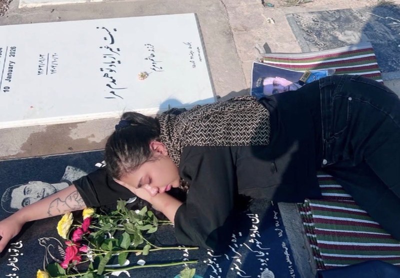 کمپین بازگشت شاهزاده: دی‌ماه فقط جان هزاران نفر را نگرفت؛ زندگی هزاران نفر دیگر را هم برای همیشه روی همین سنگ‌ها متوقف کرد.گلوله یک نفر را می‌
