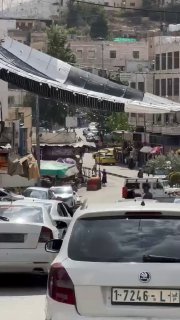 חלק מסגירת כוחות ישראל את אזור באב אלזאוויה בעיר חברון.