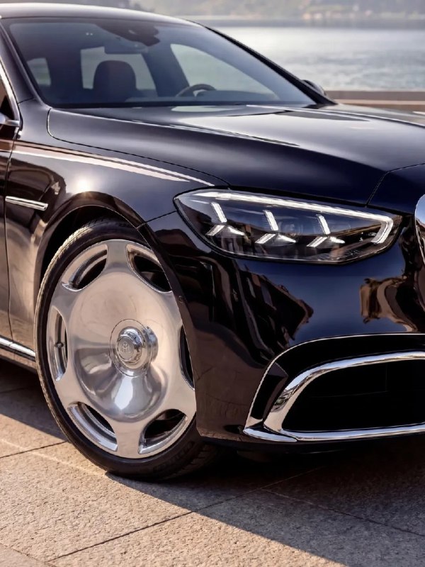 MERCEDES-MAYBACH S1000 GRAND WAGON Рендер 1