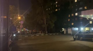 ❗️ Суд отпустил Лиду Мониаву под запрет определенных действийЕй запретили выход на улицу с восьми вечера до восьми часов утра, общение со свидетелями по делу и использование интернета, пишет «Слово защите». Лида Мониава вышла из суда, ее встретили аплодисм