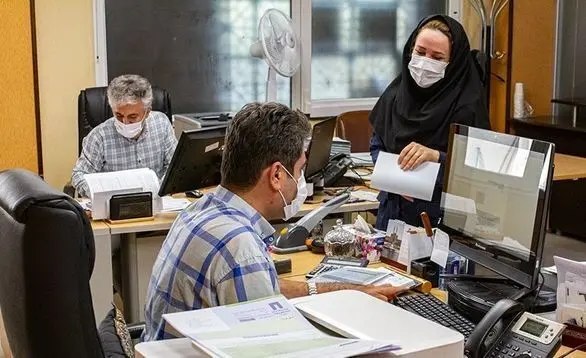 خبرگزاریکارایران"ایلنا": ساعت کاری ادارات تا ۱۵ شهریور ماه اعلام شدفعالیت ادارات از ساعت ۷ تا ۱۳ و جبران ۲ ساعت باقیمانده از طریق دورکاری تا ۱۵