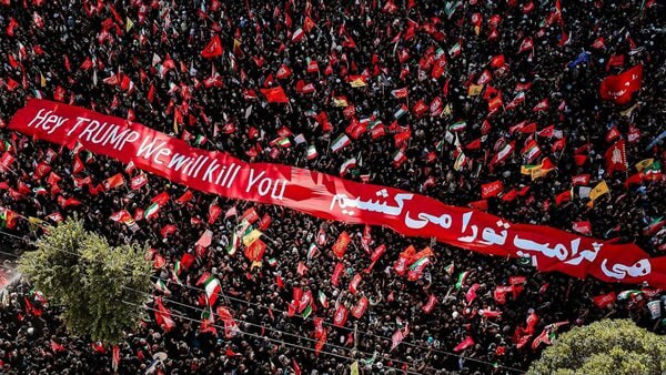 خبرگزاری مهر: حالا عدد دلتنگی ابدی یک ملت در جغرافیای ما به عدد ۴۰ روز رسیده🔺چهل عدد عجیبی است. من می‌گویم ۴۰ عدد عادت کردن است. نوزاد