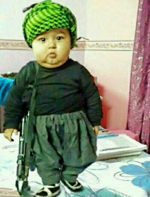 ❣️ دل‌نوشته‌ها: دیدم گروه خلوته نگهبان آوردم پستهاتونو کسی ندزده 😂😂😂😂