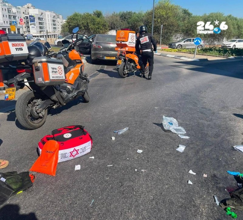 🇮🇱 בראש העין, ילדה בת 9 נהרגה לאחר שנפגעה על ידי אוטובוס נוסעים קטן.