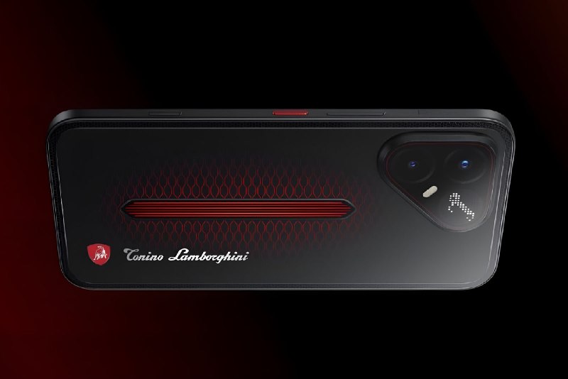 خبرهای فوری: رونمایی از گوشی سفارشی لامبورگینی🔹️گوشی Pova 8 Pro Tonino Lamborghini Limited Edition با طراحی الهام‌گرفته از برند لوکس 