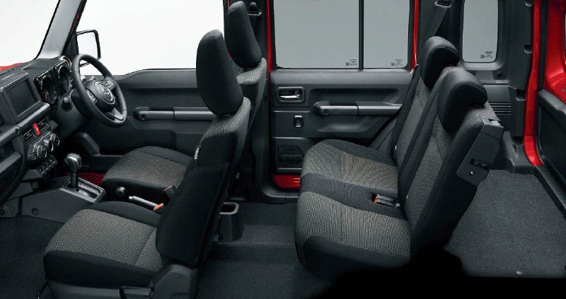 На японский рынок вышел пятидверный Suzuki Jimny 5