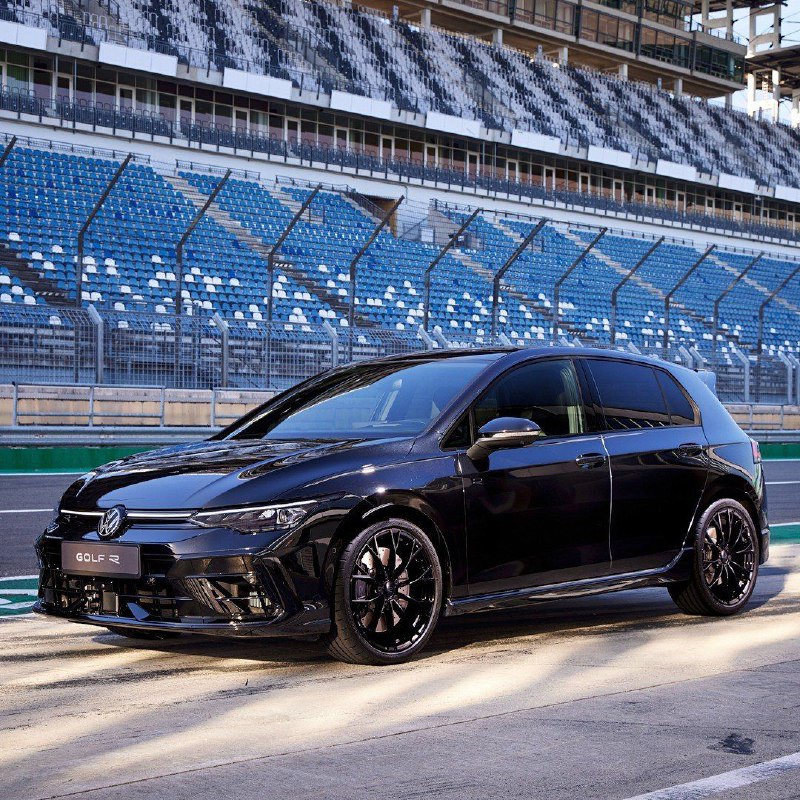 Новый Volkswagen Golf R