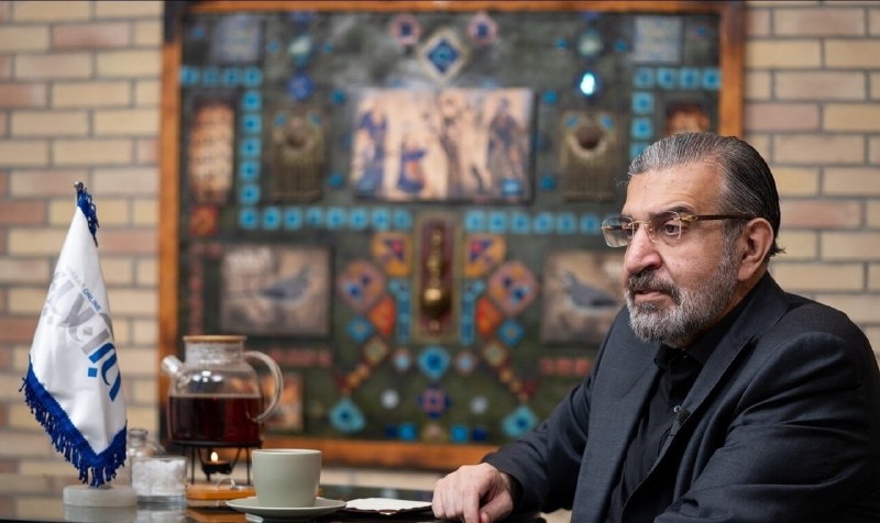 طلوع کرمانشاه: 🔴انتقاد صادق خرازی از طرح برخی بحثها در اجتماعات شبانه خیابان؛ فعلاً هرکسی هرچه دلش میخواهد میگویدصادق خرازی، فعال سی
