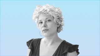 Сейчас все пытаются представить образ будущего, и ни у кого не получается. Как же тогда быть?Вот один из рецептов:💬 «Гарантий больше никаких нет. Поэтому я просто решила поменять в башке отношение».Это журналист Анна Качуровская. Далее читаем:— Будущее опя