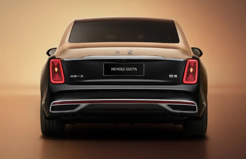 Hongqi Guoya выходит на рынок России — от 27,7 млн рублейHongqi Guoya — флагман 