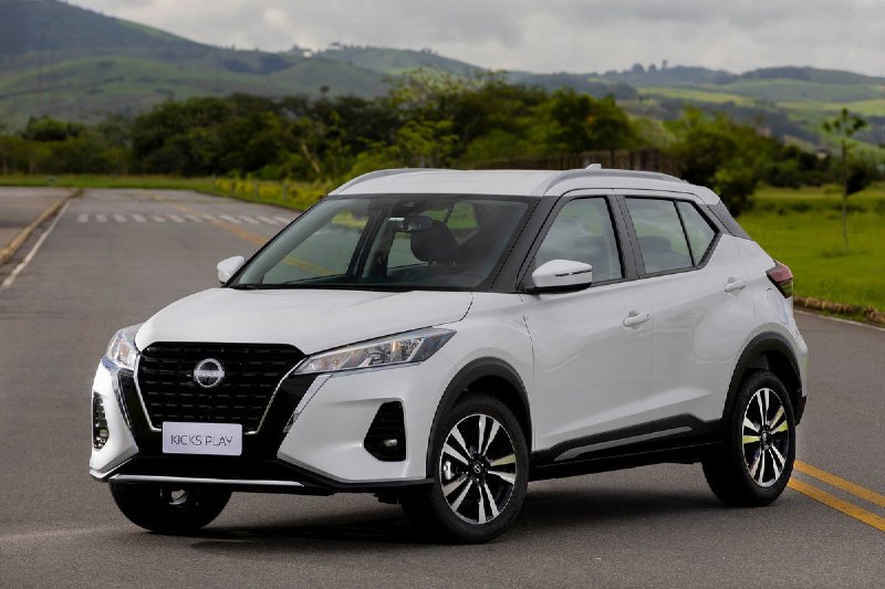 Nissan показал новое фото бюджетного кроссовера Kait