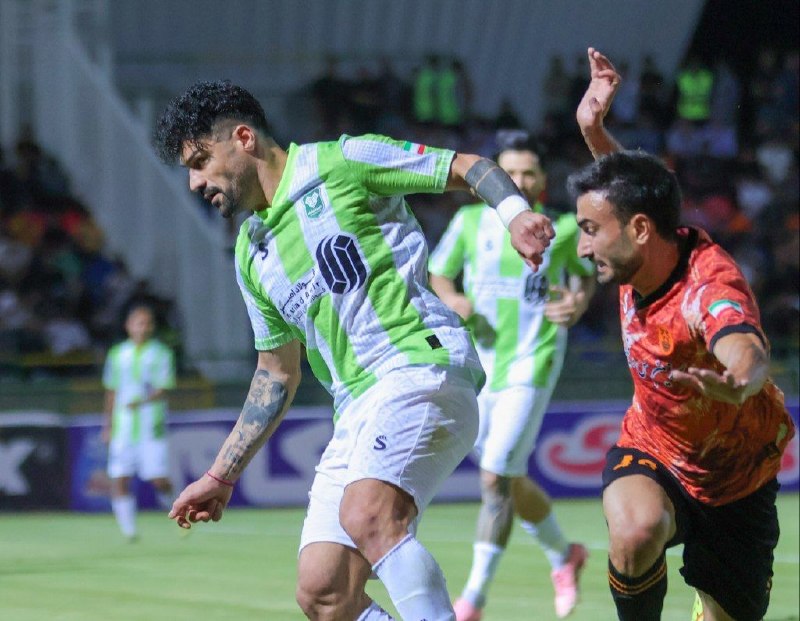 Bistodo IR | بیست و دو ⚽️: ⚽️⚽️ ایمان کهیش و محمد هاشمی نسب داور وسط و کمک داور اول دیدار خیبر خرم آباد و مس شهر بابک به دلیل اشتباهاتی که در مسابق