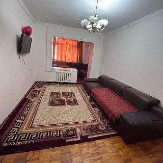 Сдаю свою квартиру в Мирзо Улугбекском рн 3х комнатную