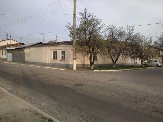 Kotta yol yuzida Shofayz mostda uy sotiladi