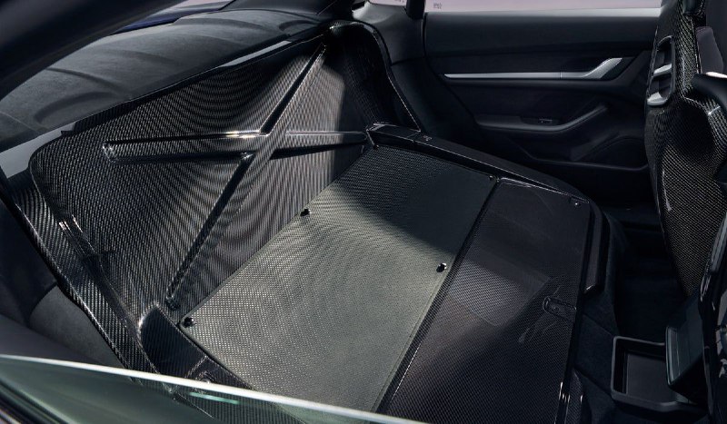 Porsche Taycan Turbo GT — новый конкурент Model S Plaid 5