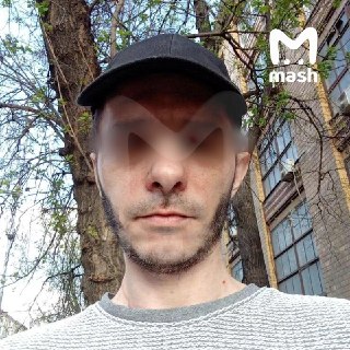 43-летний Михаил, зарезавший менеджера строительной компании в Москве, ранее привлекался за попытку отнять оружие у сотрудника ППС.По нашей информации, 16 лет назад Михаил подкрался к сотруднику со спины у здания ОВД Можайского района, приставил к его шее 