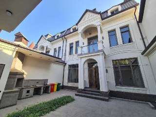 Продам ЕвроДом ул.Никитина 2,3 сотки