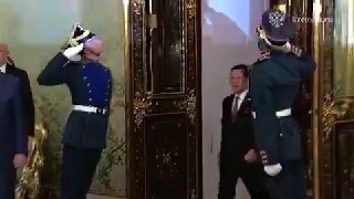 חדש - פוטין מארח את מנהיג מיאנמר כאשר קשרי רוסיה-מיאנמר מעמיקים bit.ly/4wvL0ft