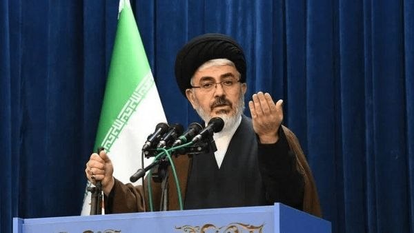 آخرین خبر آذربایجان غربی: 🔺دولت باید نسبت به مسئله بیحجابی و بیعفتی وارد عمل شود🔹نماینده ولی فقیه در آذربایجان غربی: وضعیت کنونی بیحجابی در جام