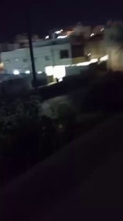 כוחות הכיבוש פותחים במסע פשיטות ופשיטות במהלך חדירתם המתמשכת לאזור דרום חברון