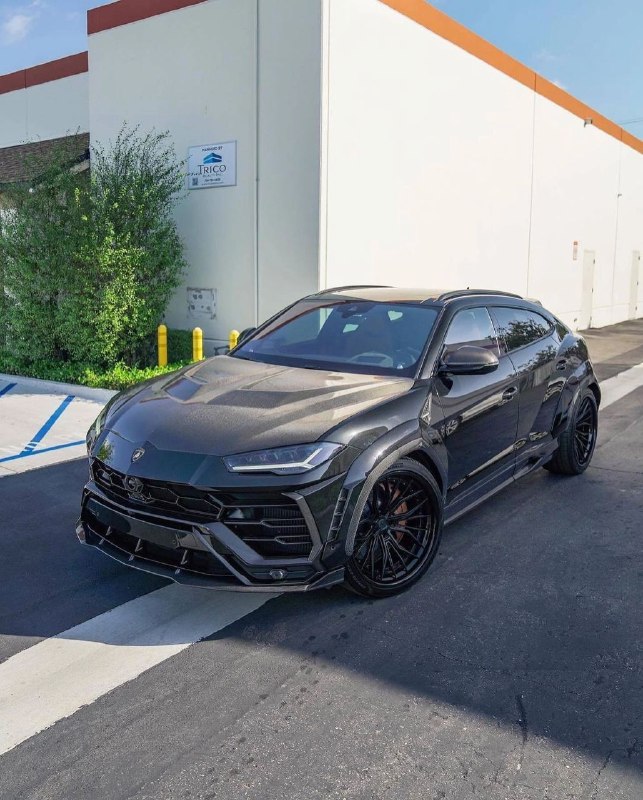 Widebody Lamborghini Urus 2