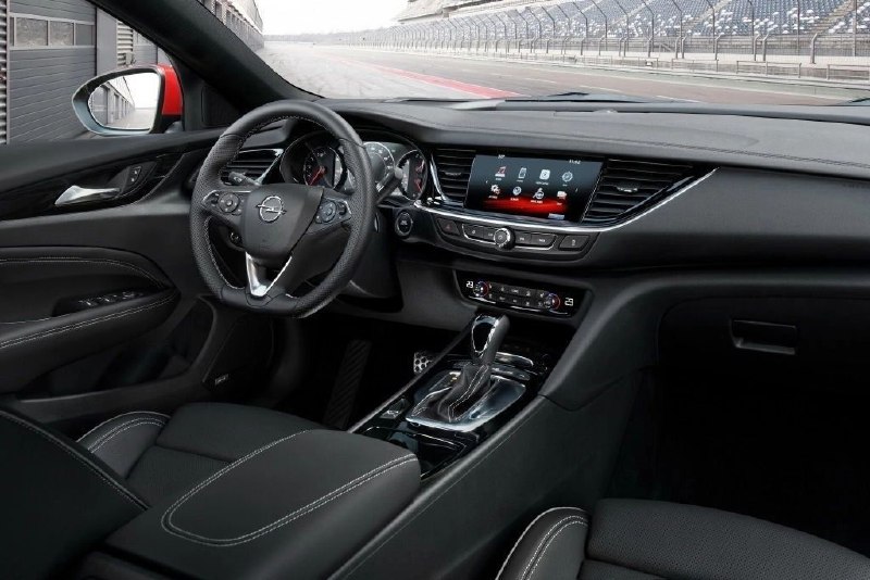 Opel Insignia GSi 5