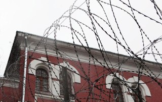 В Москве мать-одиночку восьмерых детей отправили в СИЗО по делу о «финансировании терроризма»18+. НАСТОЯЩИЙ МАТЕРИАЛ (ИНФОРМАЦИЯ) ПРОИЗВЕДЕН, РАСПРОСТРАНЕН И (ИЛИ) НАПРАВЛЕН ИНОСТРАННЫМ АГЕНТОМ ИНТЕРНЕТ-ИЗДАНИЕ «НОВАЯ ГАЗЕТА» ЛИБО КАСАЕТСЯ ДЕЯТЕЛЬНОСТИ ИНО