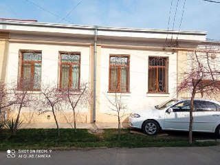 Courtyard for sale in Bodomzor, 4.5 sotok